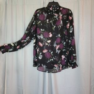 Torrid skull & floral chiffon sheer mock neck blouse size 2x